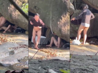 Đi phượt gặp cặp đôi tranh thủ chơi trong hang đá